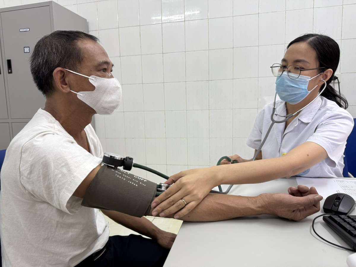 Khám sức khỏe định kỳ: Chìa khóa bảo vệ sức khỏe người cao tuổi Khám sức khỏe định kỳ: Chìa khóa bảo vệ sức khỏe người cao tuổi