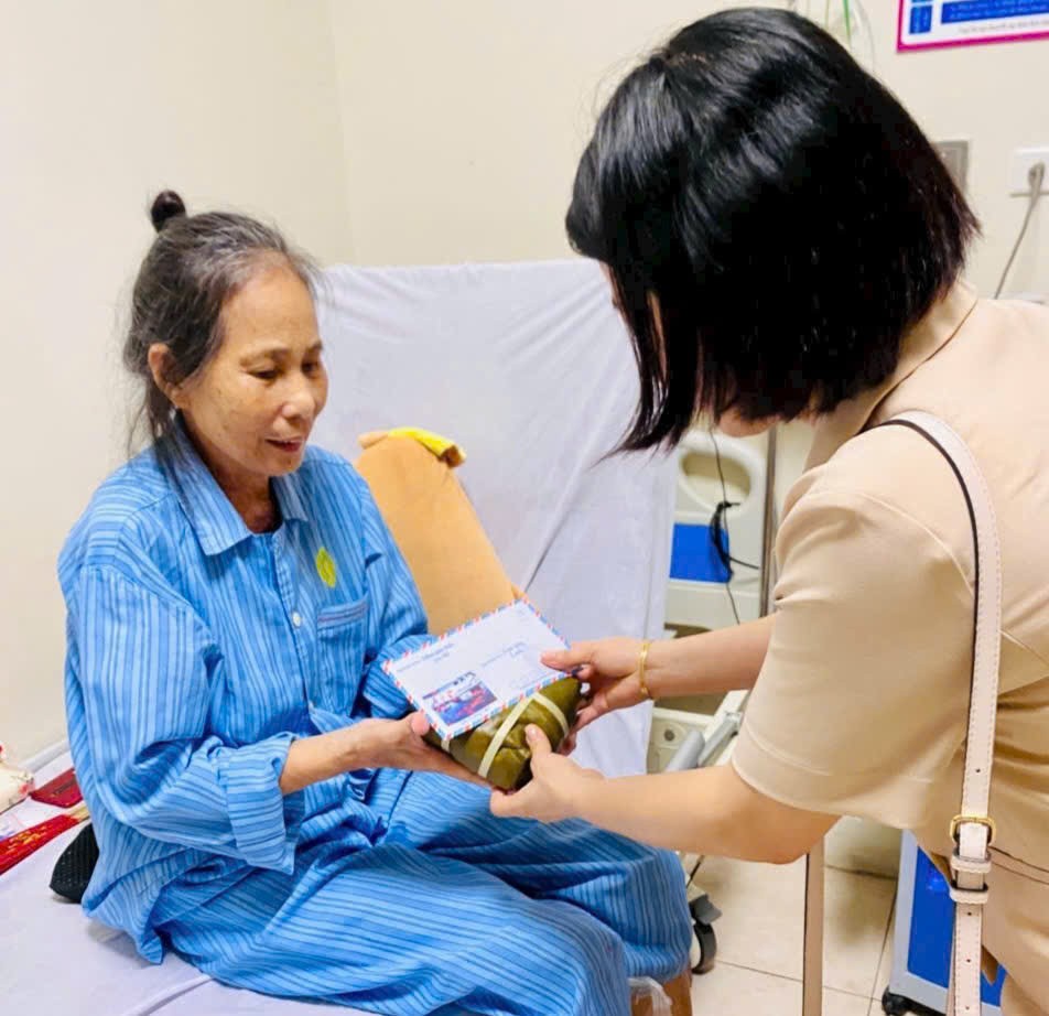 Bài cuối: Lan tỏa nét đẹp nghĩa tình của người Hà Nội