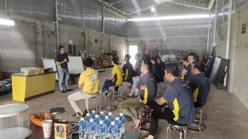 Chăm lo cho người lao động, nâng cao hiệu quả kinh doanh của doanh nghiệp