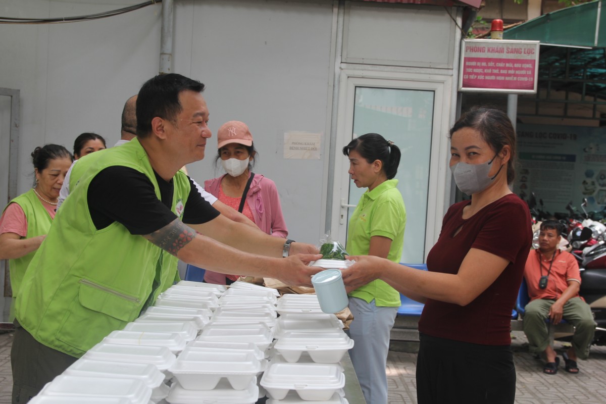 Bài 1: Vòng tay nhân ái giữa hành trình vượt bão bệnh tật