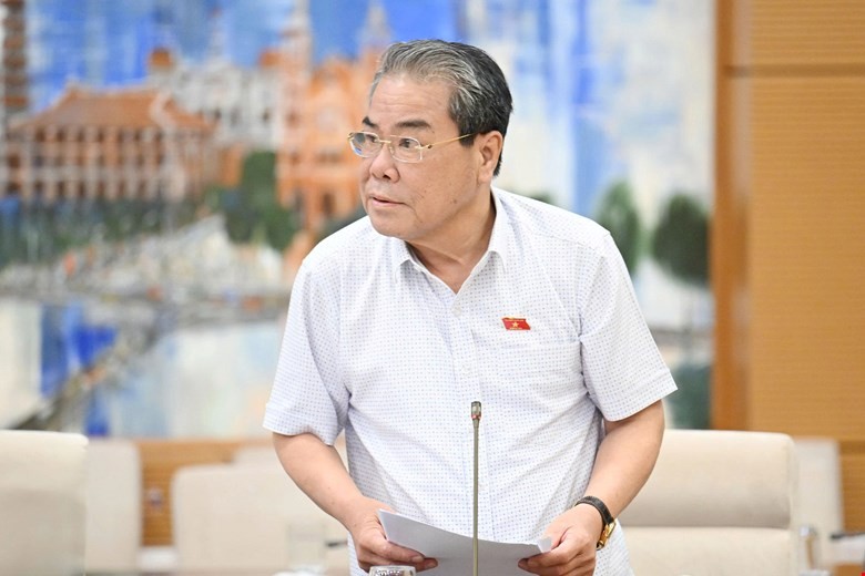 Đề nghị Chính phủ tăng cường quản lý, kiểm soát chặt chẽ giá vàng và tỷ giá ngoại tệ