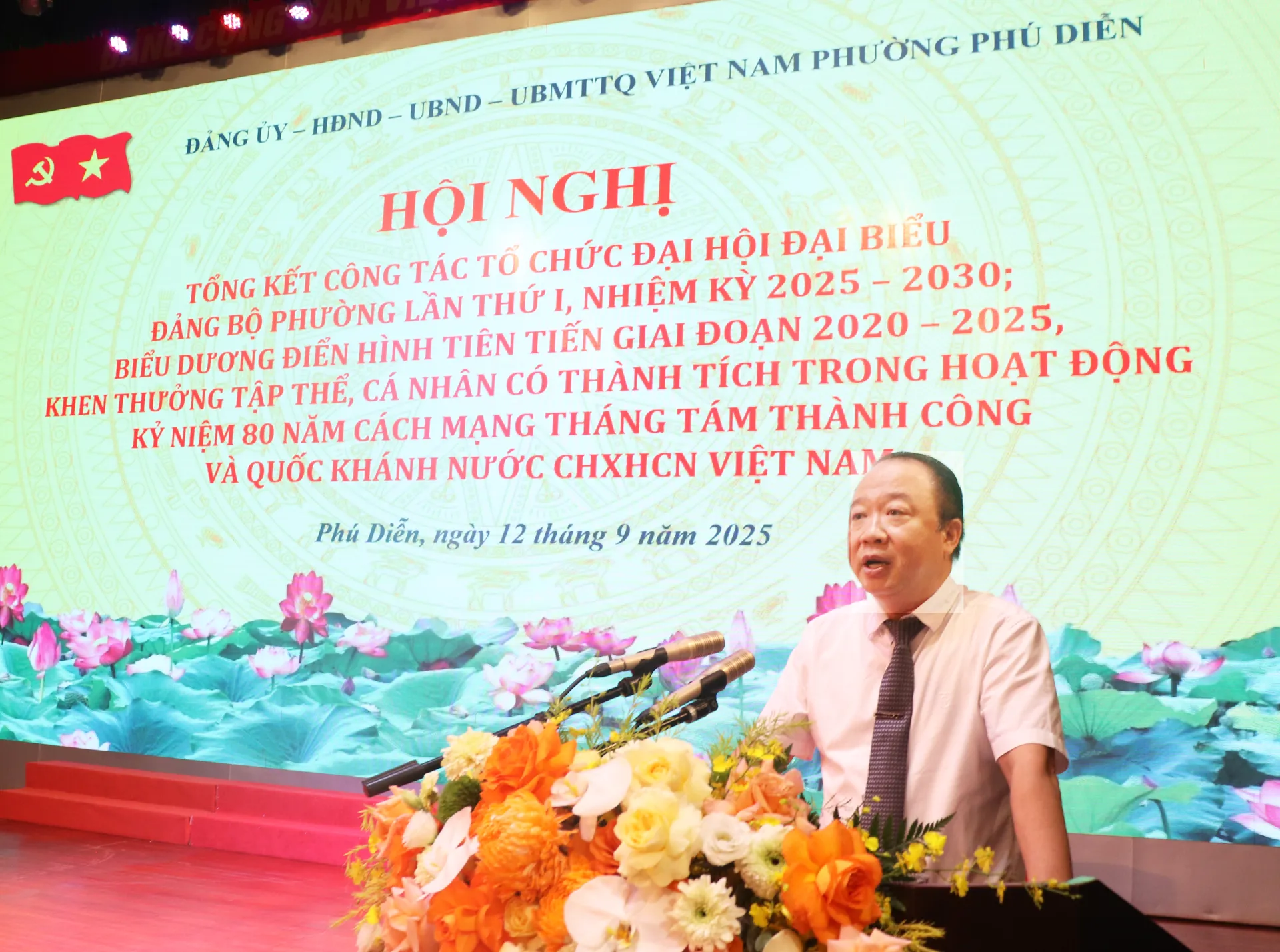 Phú Diễn: Khen thưởng hơn 90 tập thể, cá nhân xuất sắc