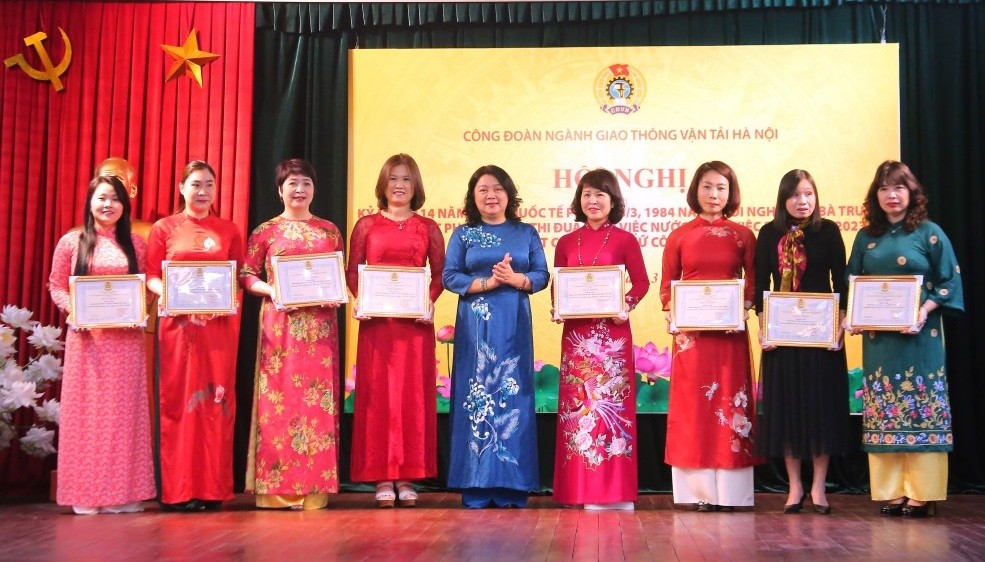 Sắp diễn ra Lễ trao tặng Giải thưởng “Nữ đoàn viên Công đoàn Năng động, Sáng tạo, Trách nhiệm” lần thứ I