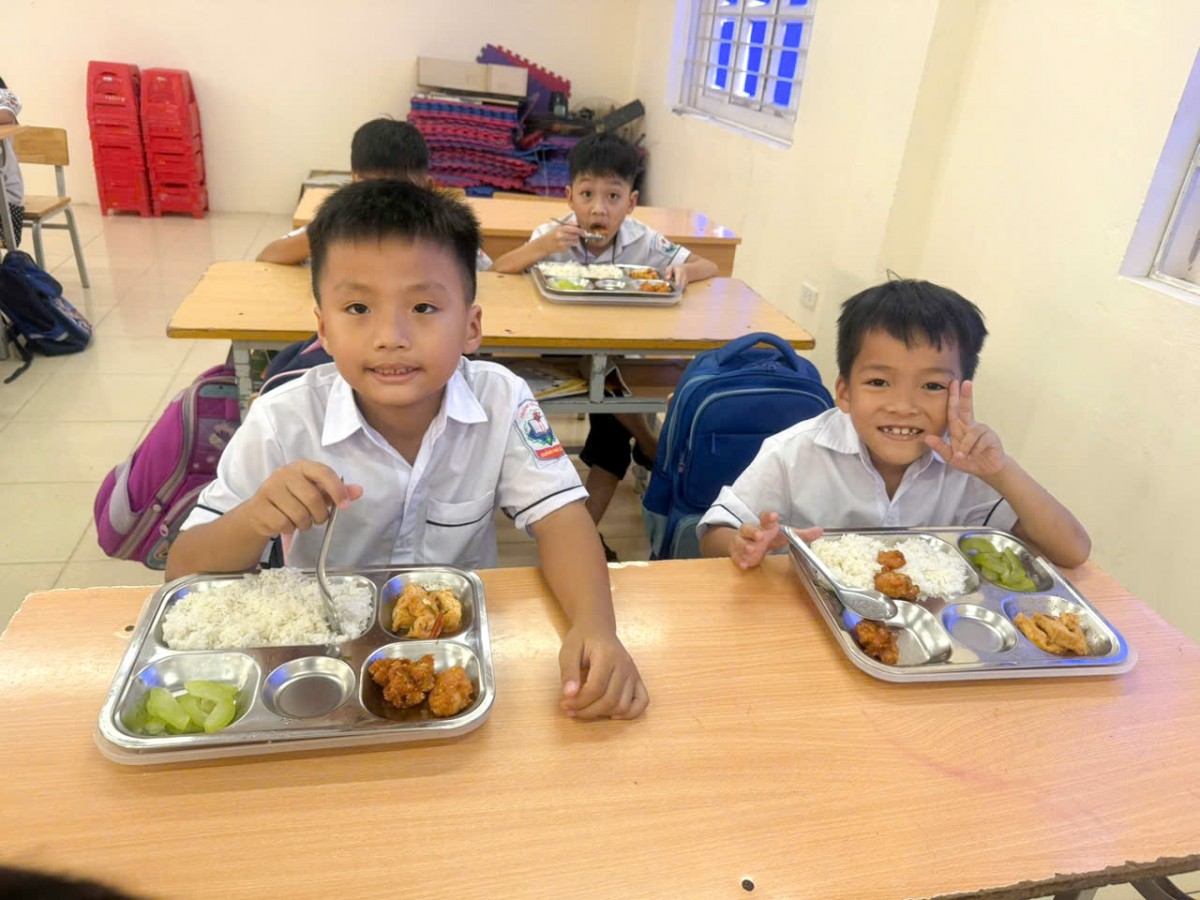 Chính sách hỗ trợ bữa ăn bán trú đi vào cuộc sống tại xã Ứng Thiên