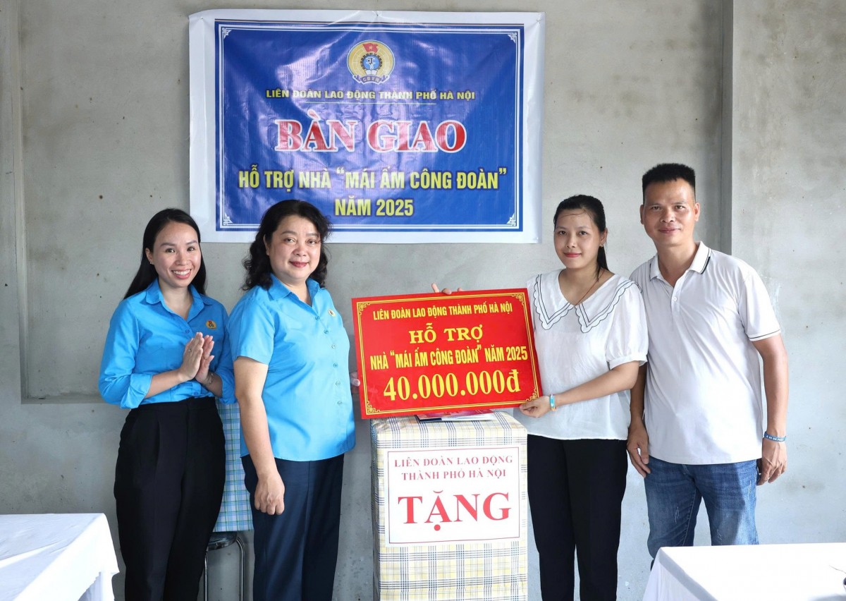 Giúp đoàn viên, người lao động được “an cư, lạc nghiệp” Giúp đoàn viên, người lao động được “an cư, lạc nghiệp”