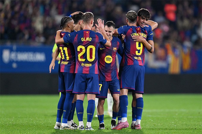 Thiếu Lamine Yamal, Barcelona vẫn hủy diệt Valencia bằng cơn mưa 6 bàn