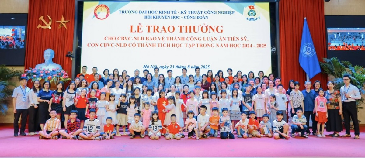 Lan tỏa tinh thần hiếu học và thi đua trong cán bộ, viên chức, người lao động