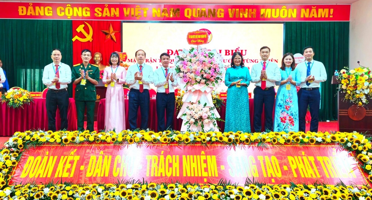 Khẳng định vai trò trung tâm khối đại đoàn kết toàn dân