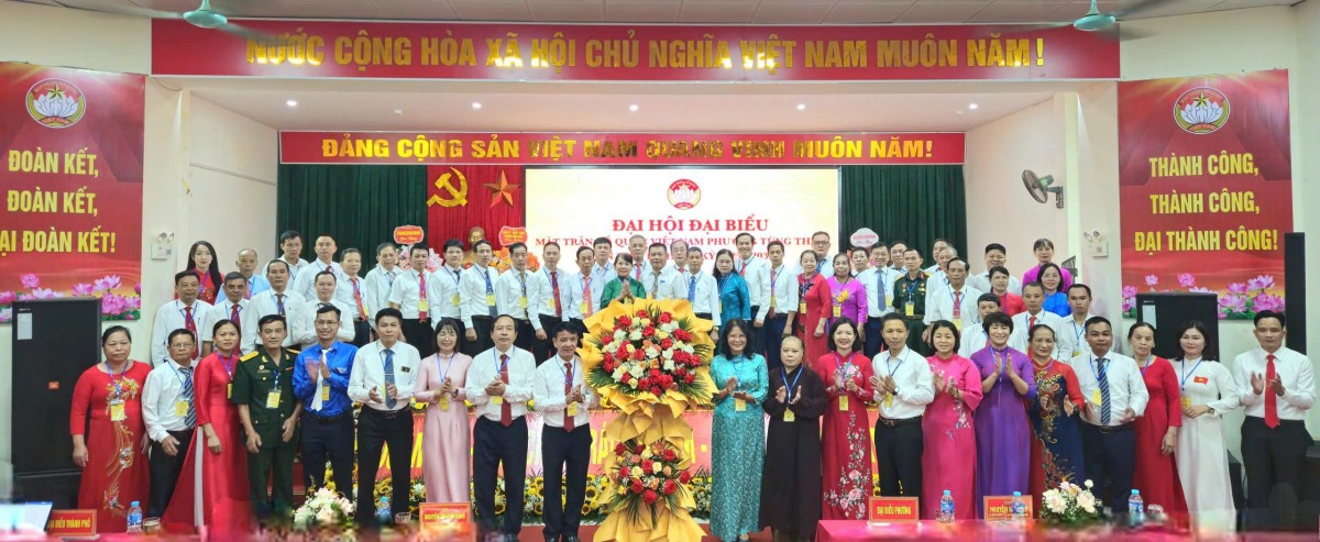 Khẳng định vai trò trung tâm khối đại đoàn kết toàn dân