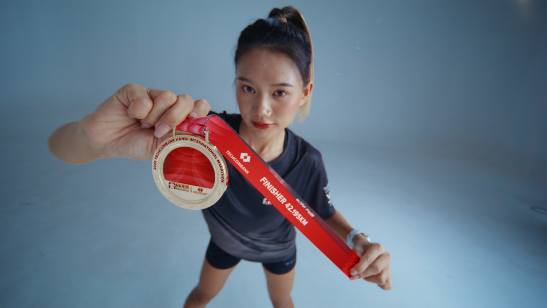 Bùng nổ với bộ vật phẩm Giải Marathon Quốc tế Hà Nội Techcombank mùa 4