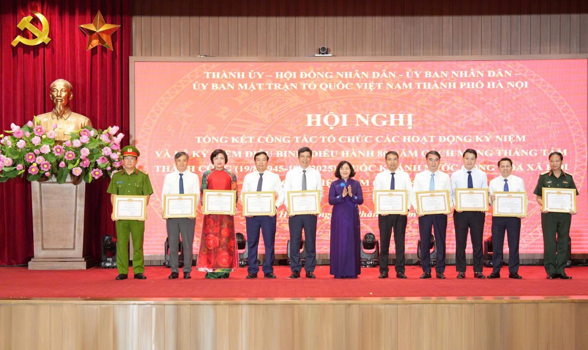 Khen thưởng A80 Khen thưởng A80