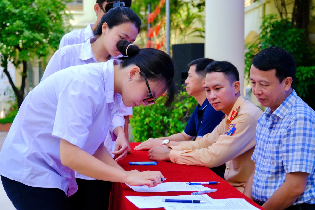 Không để tai nạn giao thông trở thành nỗi ám ảnh đầu năm học