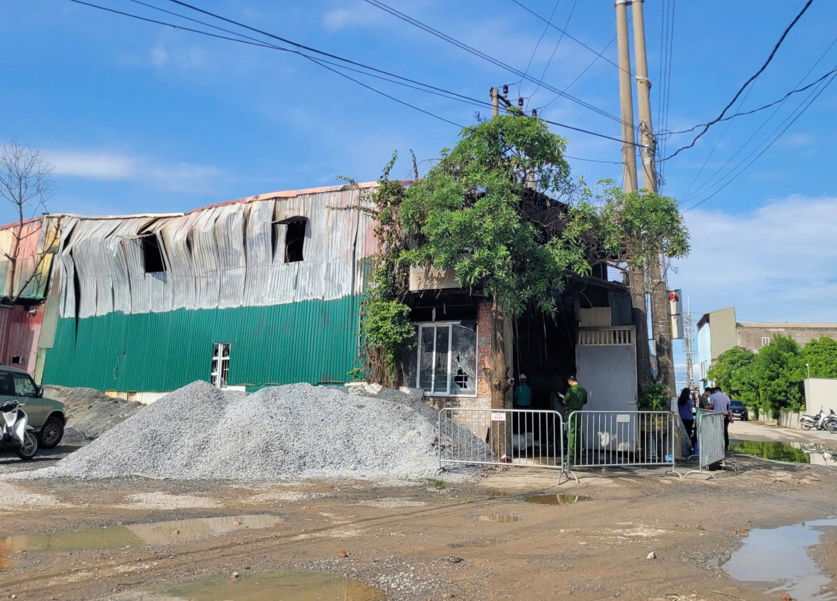 Cháy nhà tại Thường Tín rạng sáng 16/9, 4 người trong gai đình tử vong Cháy nhà tại Thường Tín rạng sáng 16/9, 4 người trong gia đình tử vong