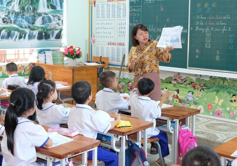 Nghệ An: Biệt phái 836 giáo viên trong bối cảnh thiếu hụt trầm trọng