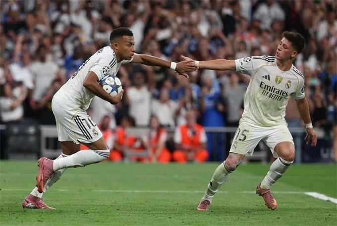 Mbappe tỏa sáng, Real Madrid thắng nhọc ngày ra quân Champions League