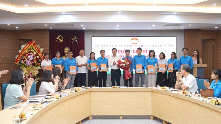 Công đoàn xã Gia Lâm được thành lập và đi vào hoạt động