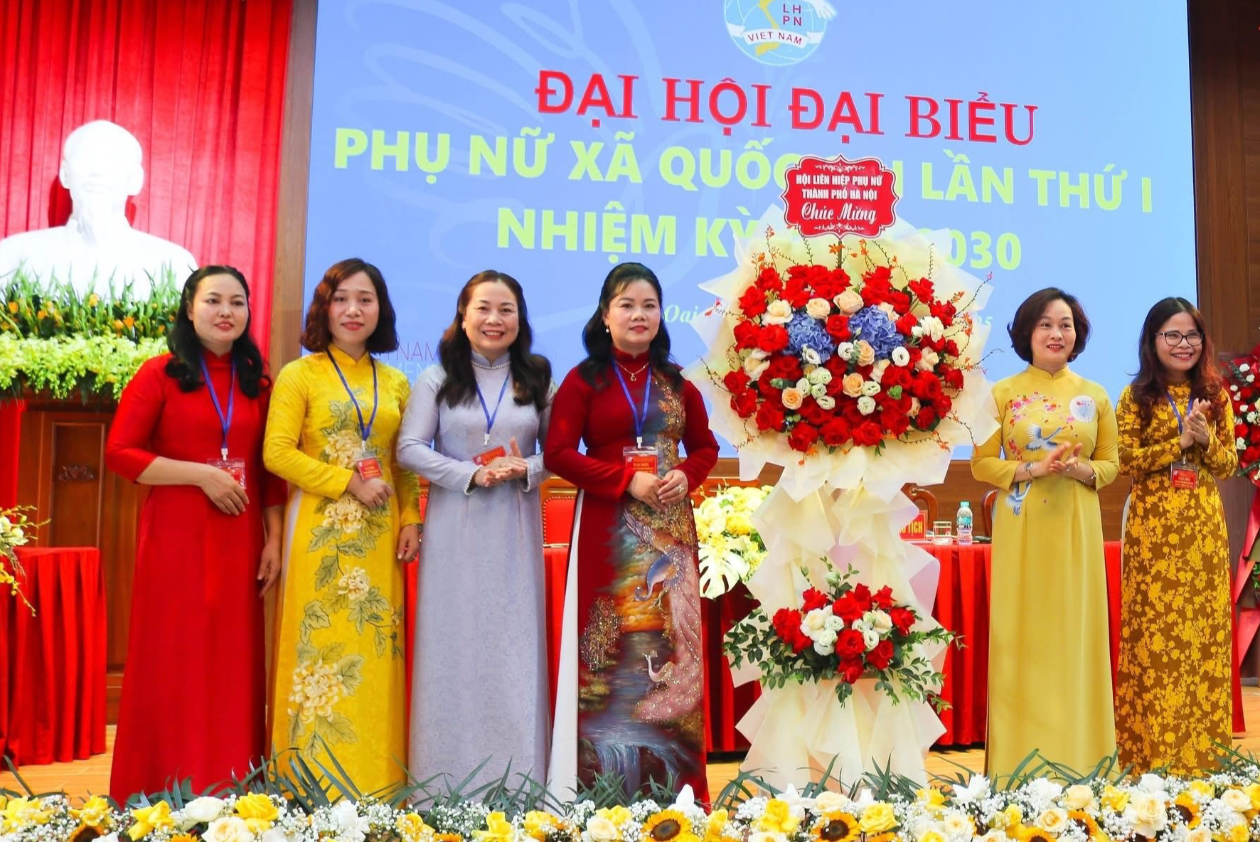 Quốc Oai: Xây dựng đội ngũ nữ cán bộ có phẩm chất, bản lĩnh, trí tuệ