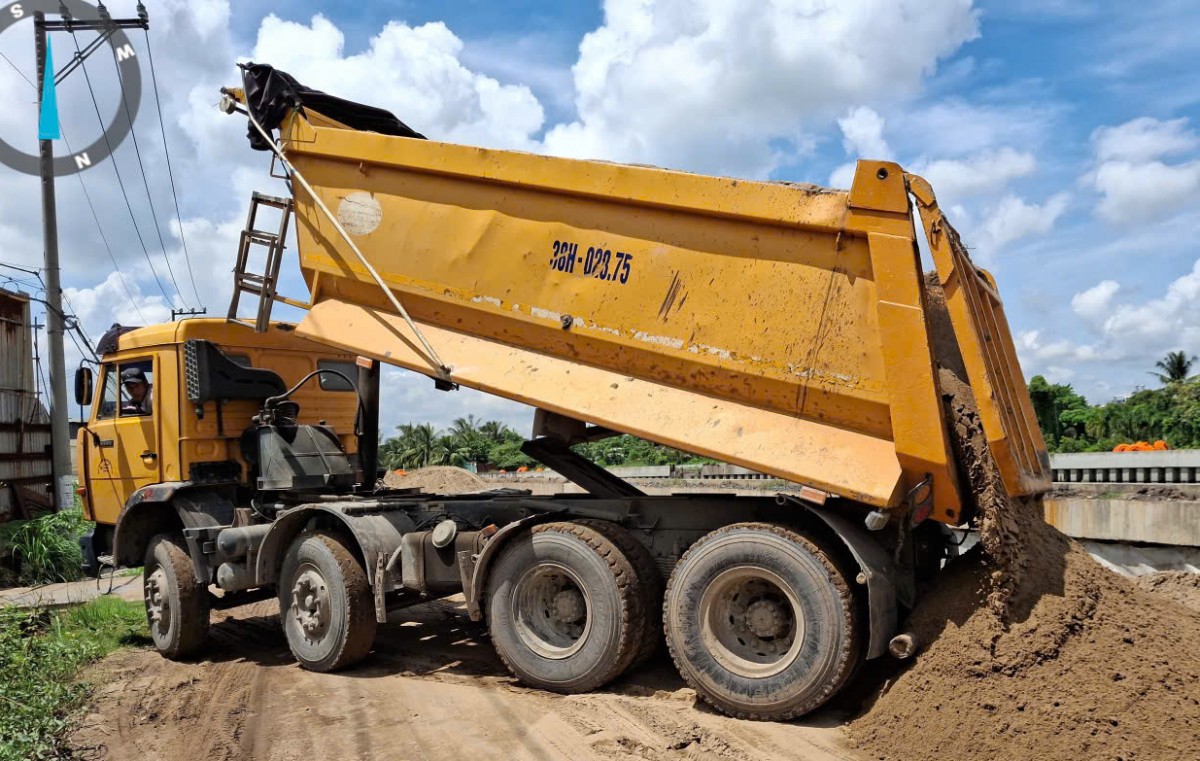 Kiến nghị gỡ vướng mặt bằng Dự án cải tạo kênh Tham Lương - Bến Cát - Rạch Nước Lên Kiến nghị gỡ vướng mặt bằng Dự án cải tạo kênh Tham Lương - Bến Cát - Rạch Nước Lên