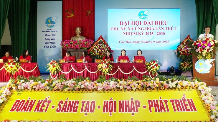 Đại hội phụ nữ xã Ứng Hòa: Phát huy vai trò chủ thể trong xây dựng nông thôn mới Đại hội phụ nữ xã Ứng Hòa: Phát huy vai trò chủ thể trong xây dựng nông thôn mới