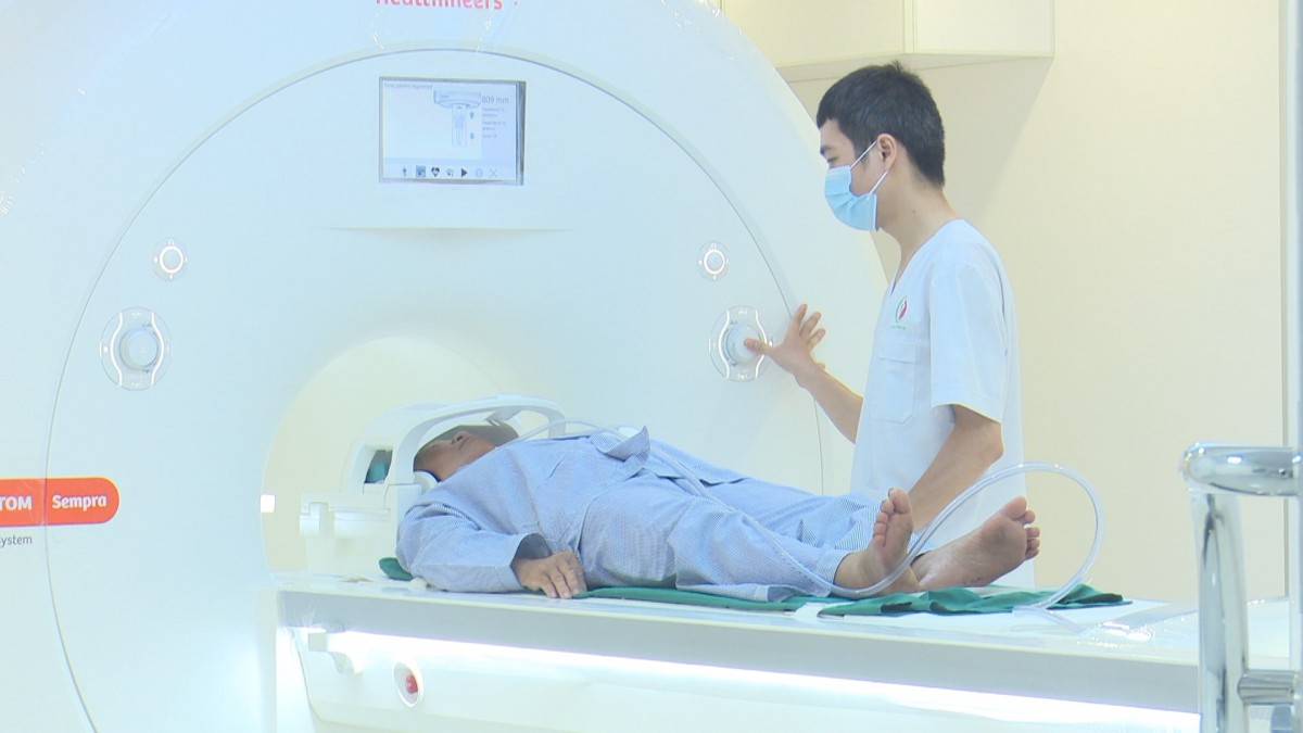 Ngành Y tế Hà Nội quyết tâm đưa Nghị quyết 72-NQ/TW vào cuộc sống: Vì người dân Thủ đô khỏe mạnh, hạnh phúc