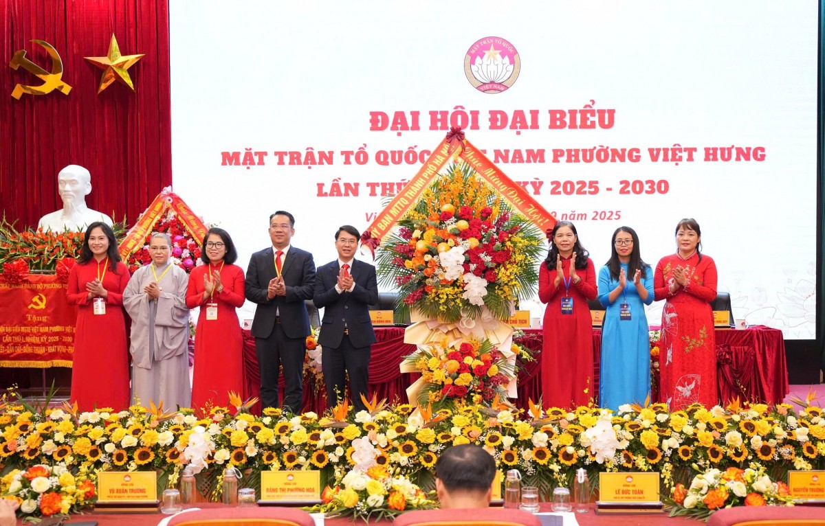 Ông Nguyễn Trường Giang giữ chức Chủ tịch Ủy ban MTTQ Việt Nam phường Việt Hưng khóa I, nhiệm kỳ 2025 - 2030 Ông Nguyễn Trường Giang giữ chức Chủ tịch Ủy ban MTTQ Việt Nam phường Việt Hưng khóa I, nhiệm kỳ 2025 - 2030