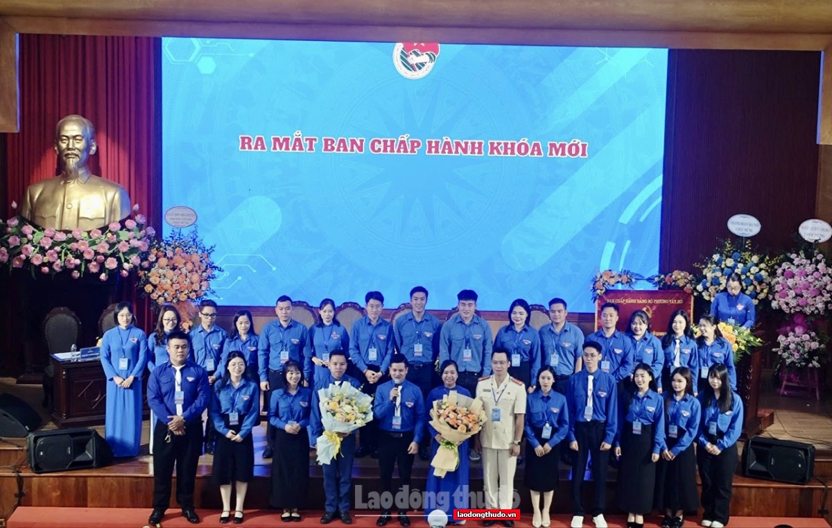 Thanh niên Tây Hồ tiên phong phát triển khoa học công nghệ, đổi mới sáng tạo và chuyển đổi số Thanh niên Tây Hồ tiên phong phát triển khoa học công nghệ, đổi mới sáng tạo và chuyển đổi số