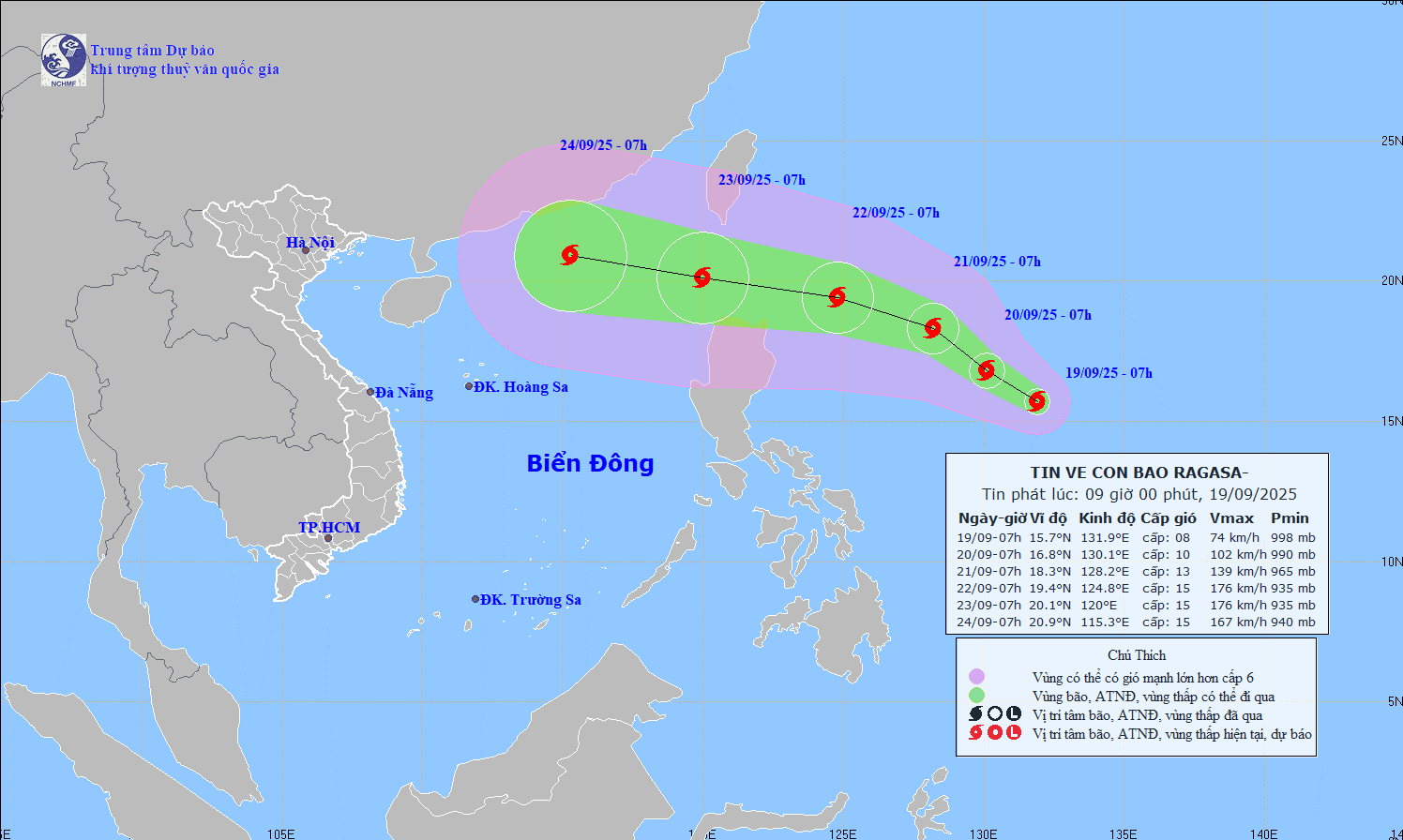 Siêu bão Ragasa, mạnh cấp 14-15, giật trên cấp 17 hướng vào biển Đông