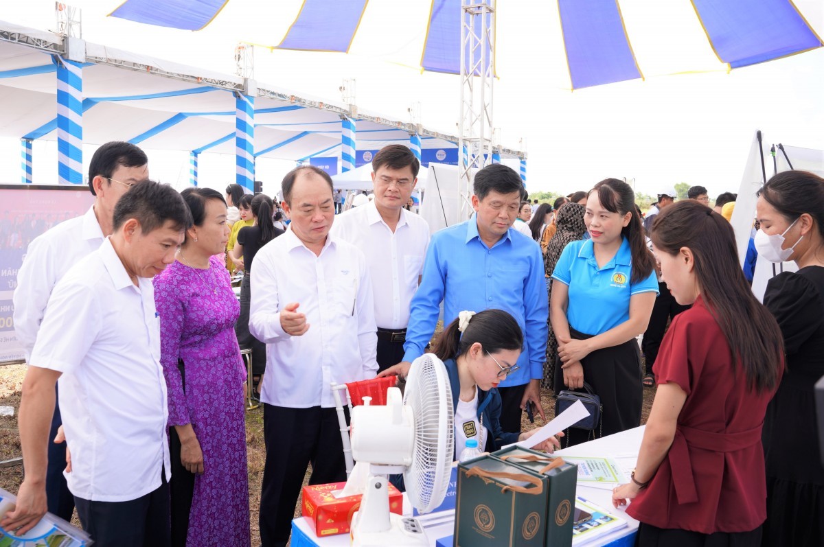 Doanh nghiệp Nghệ An “mạnh tay” đãi ngộ để thu hút người lao động