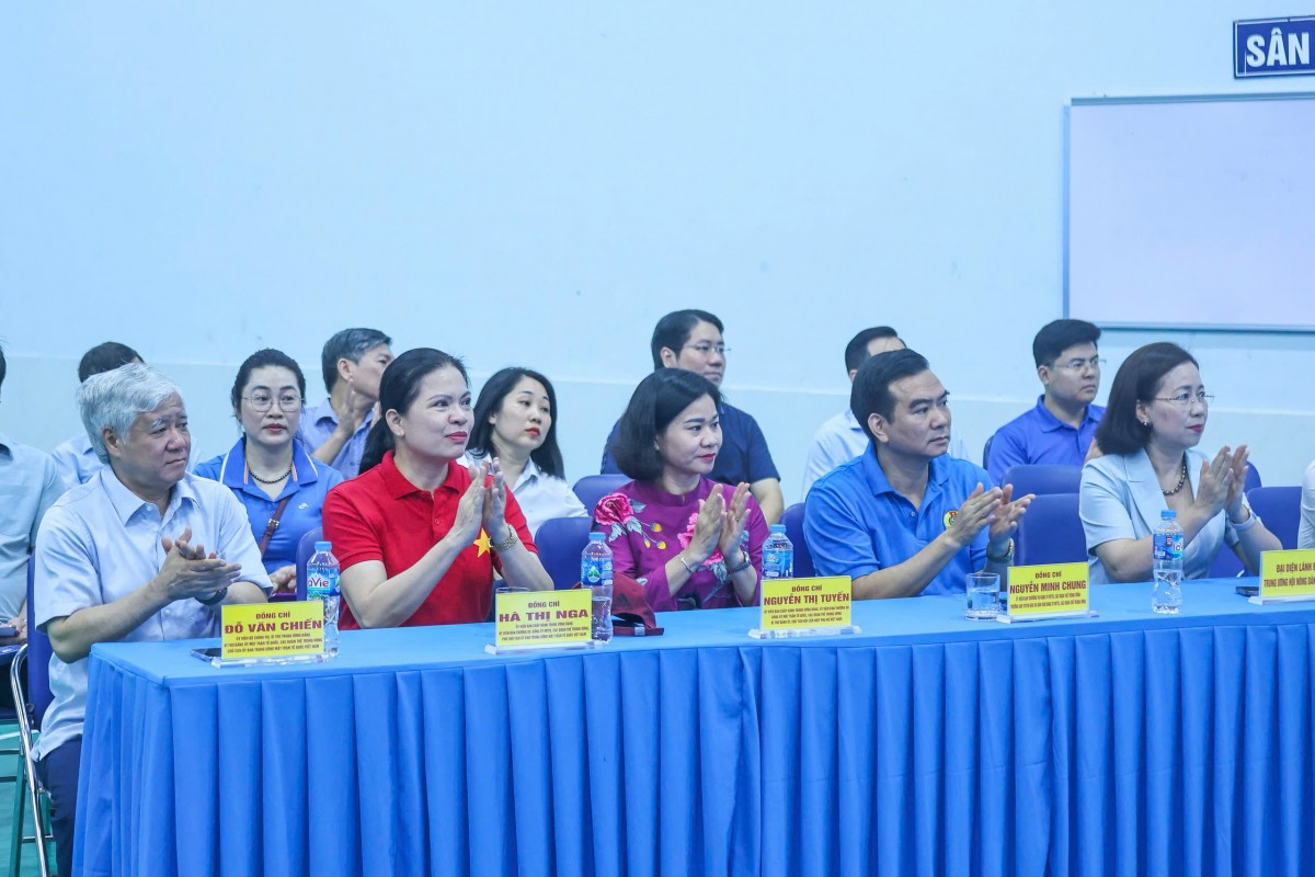 Sôi nổi Hội thao chào mừng Đại hội đại biểu Đảng bộ MTTQ, các đoàn thể Trung ương Sôi nổi Hội thao chào mừng Đại hội đại biểu Đảng bộ MTTQ, các đoàn thể Trung ương