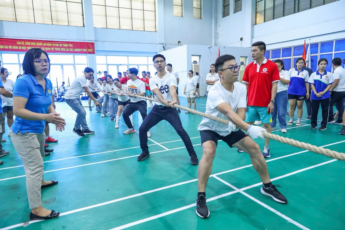Sôi nổi Hội thao chào mừng Đại hội đại biểu Đảng bộ MTTQ, các đoàn thể Trung ương Sôi nổi Hội thao chào mừng Đại hội đại biểu Đảng bộ MTTQ, các đoàn thể Trung ương