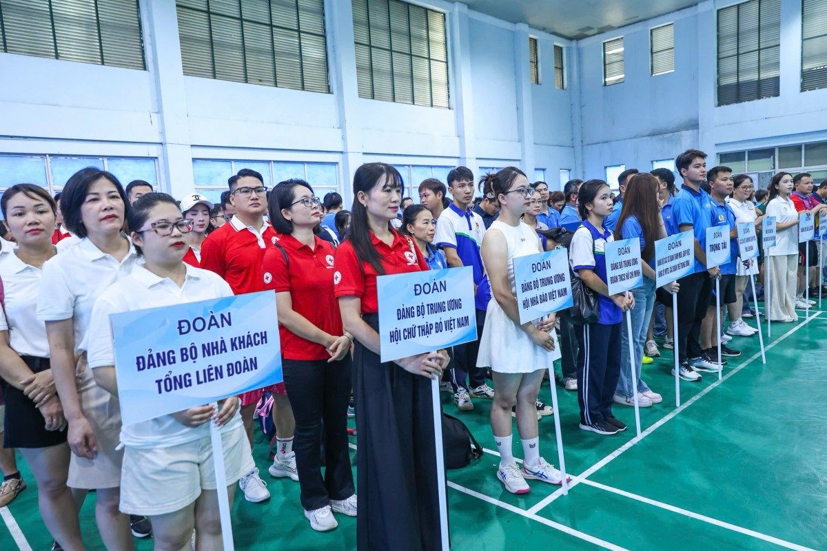 Sôi nổi Hội thao chào mừng Đại hội đại biểu Đảng bộ MTTQ, các đoàn thể Trung ương Sôi nổi Hội thao chào mừng Đại hội đại biểu Đảng bộ MTTQ, các đoàn thể Trung ương