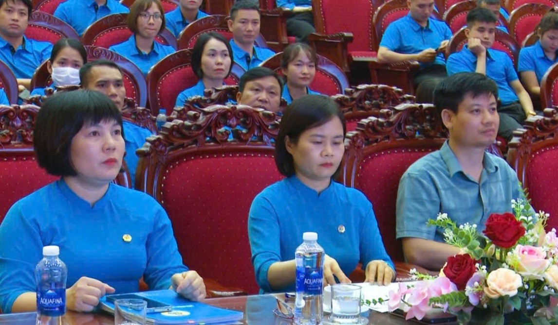 Trước 1/11/2025 phải chi trả xong chế độ cho cán bộ Công đoàn nghỉ việc do sắp xếp bộ máy