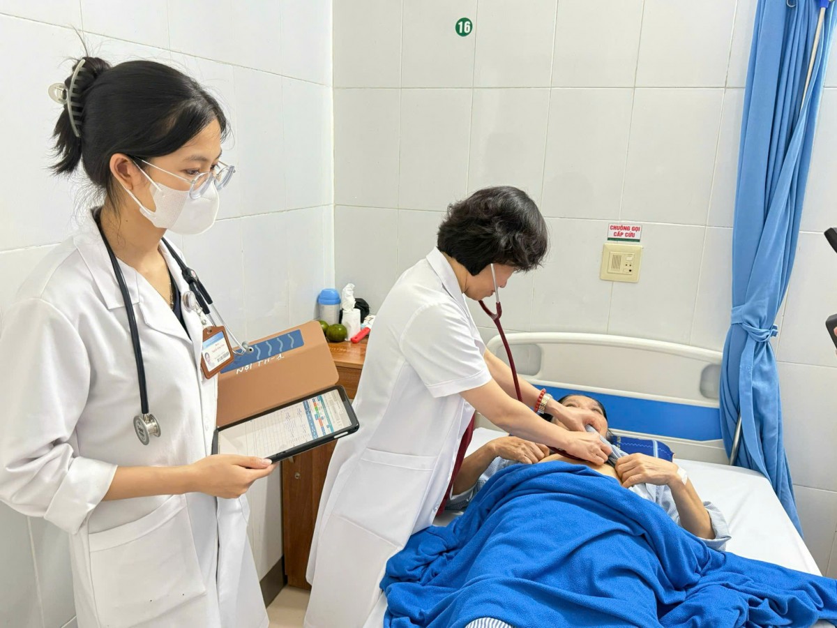 Đề xuất khám sức khỏe miễn phí cho người cao tuổi, người nghèo từ năm 2026