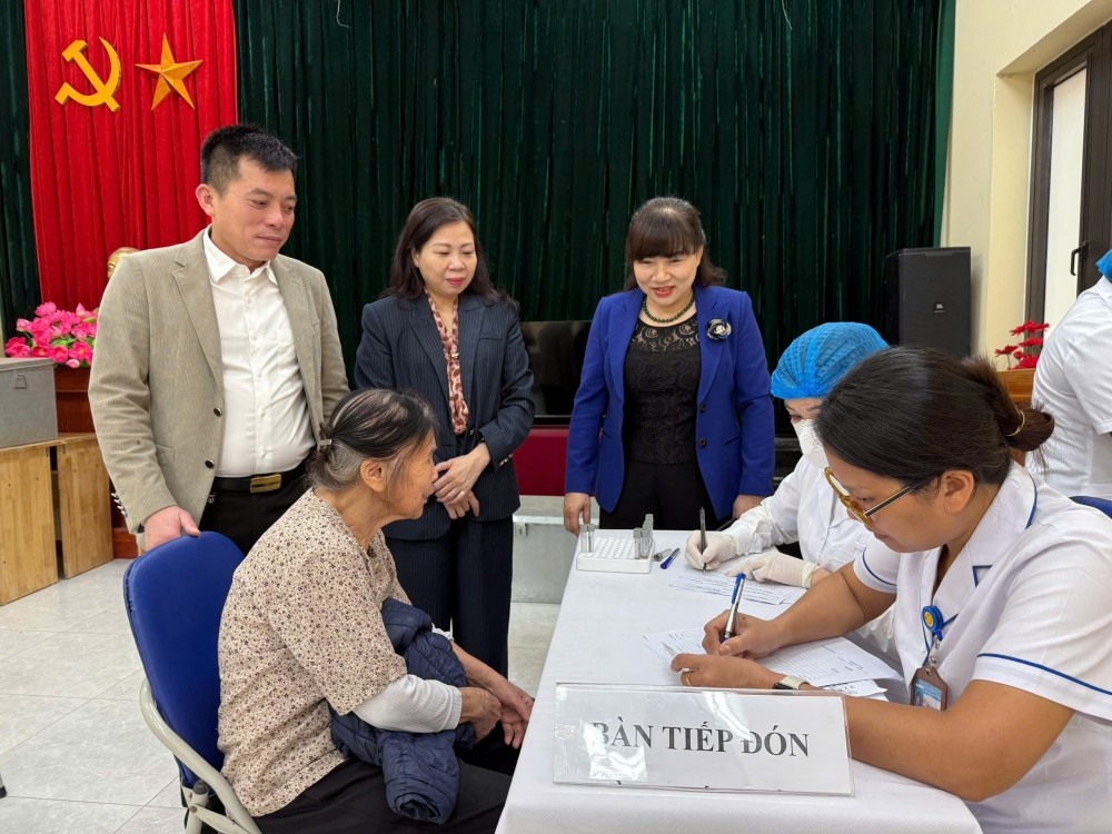 Vì một cộng đồng khỏe mạnh, cùng chung tay chăm sóc sức khỏe người cao tuổi