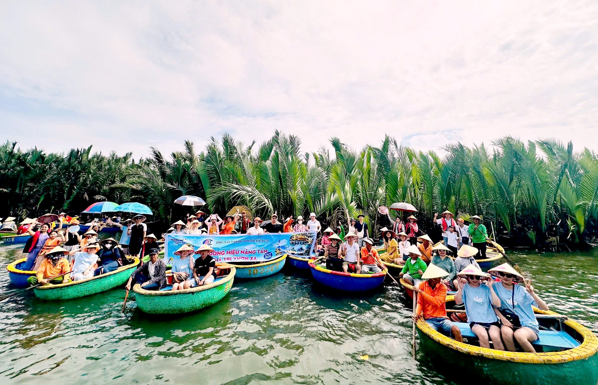 Công đoàn đồng hành chăm lo, gắn kết đoàn viên, người lao động