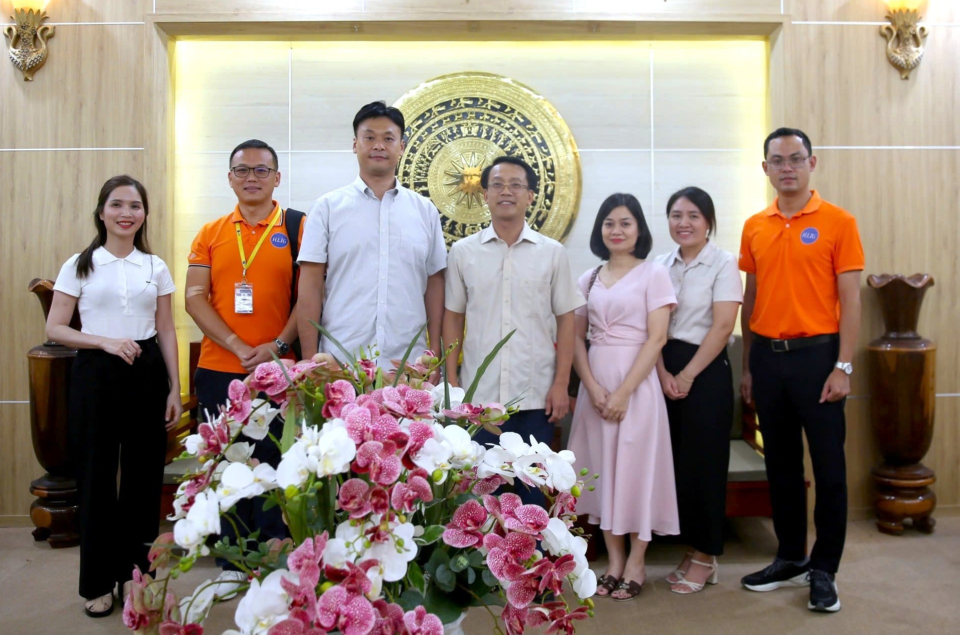 Tập đoàn Hoa Lợi làm việc với LĐLĐ tỉnh Nghệ An về phối hợp chăm lo cho người lao động