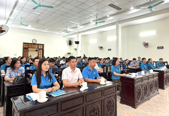 Tập huấn thủ tục, quy trình xét công nhận  cơ quan, đơn vị, doanh nghiệp đạt chuẩn văn hoá