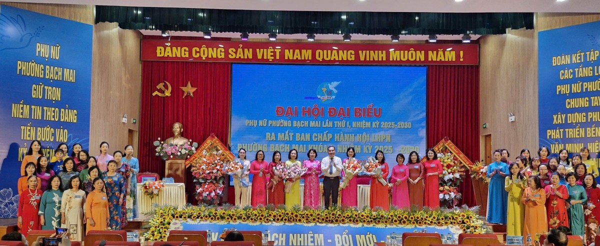 Bà Nguyễn Thị Thu Hà là Chủ tịch Hội Liên hiệp Phụ nữ phường Bạch Mai