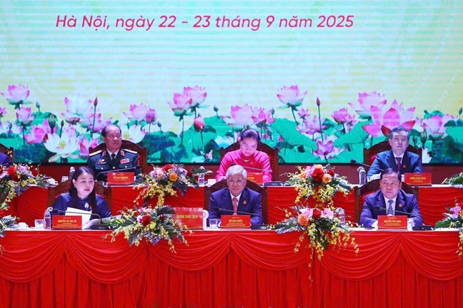 Quyết tâm thực hiện thắng lợi Nghị quyết Đại hội Đảng bộ MTTQ, các đoàn thể Trung ương lần thứ nhất