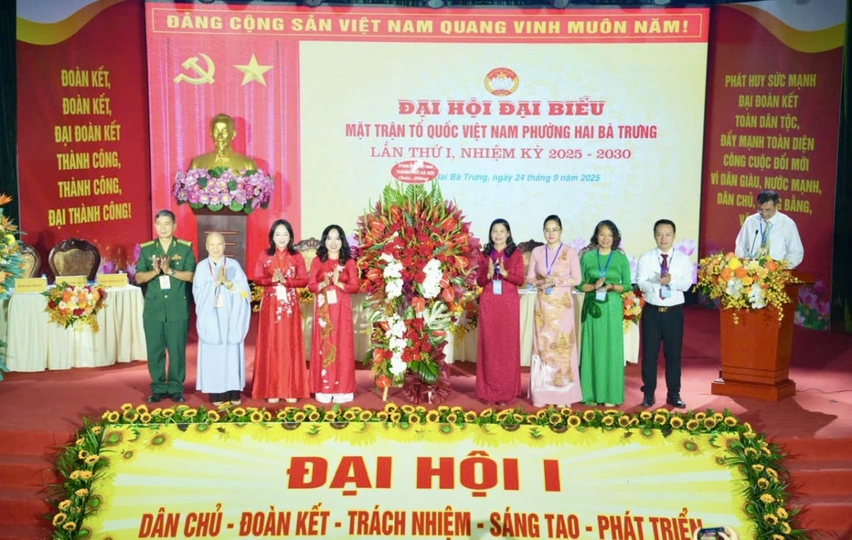 Phát huy khối đại đoàn kết toàn dân, xây dựng phường Hai Bà Trưng vững mạnh