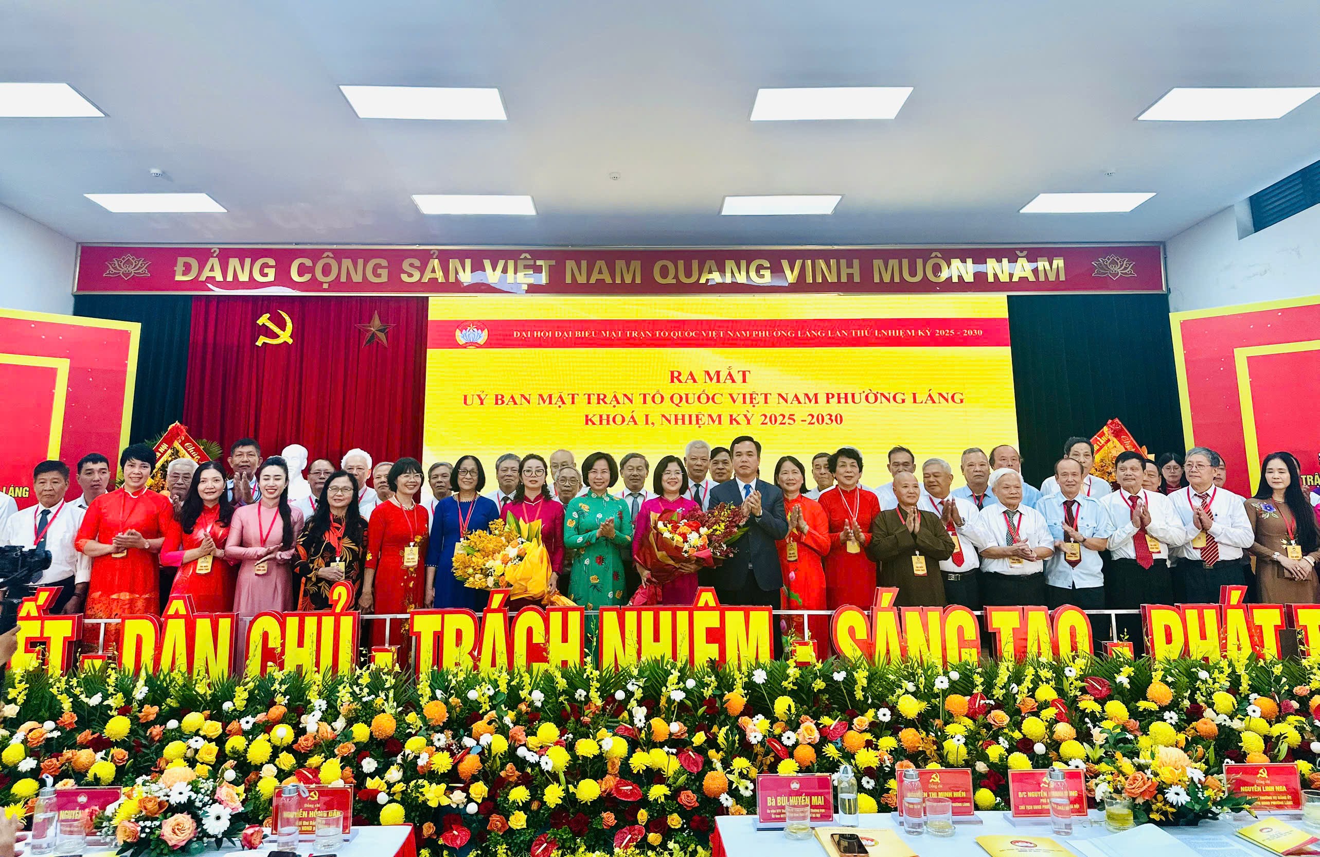 Phát huy vai trò Mặt trận Tổ quốc xây dựng phường Láng trở thành đô thị văn minh, hiện đại Phát huy vai trò Mặt trận Tổ quốc xây dựng phường Láng trở thành đô thị văn minh, hiện đại