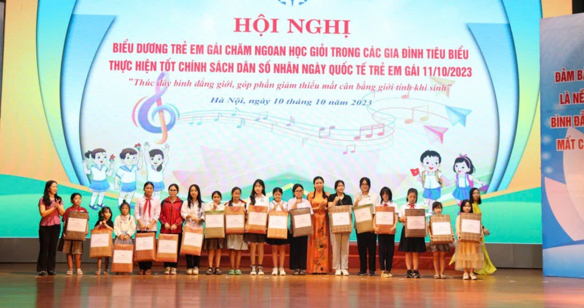 Bài 3: Thay đổi nhận thức, nâng cao vị thế của trẻ em gái