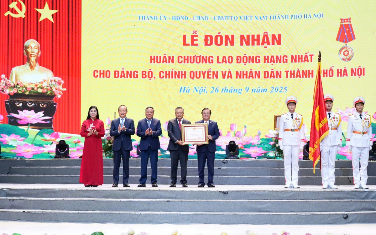 Hà Nội hoàn thành xây dựng nông thôn mới, đón nhận Huân chương Lao động hạng Nhất