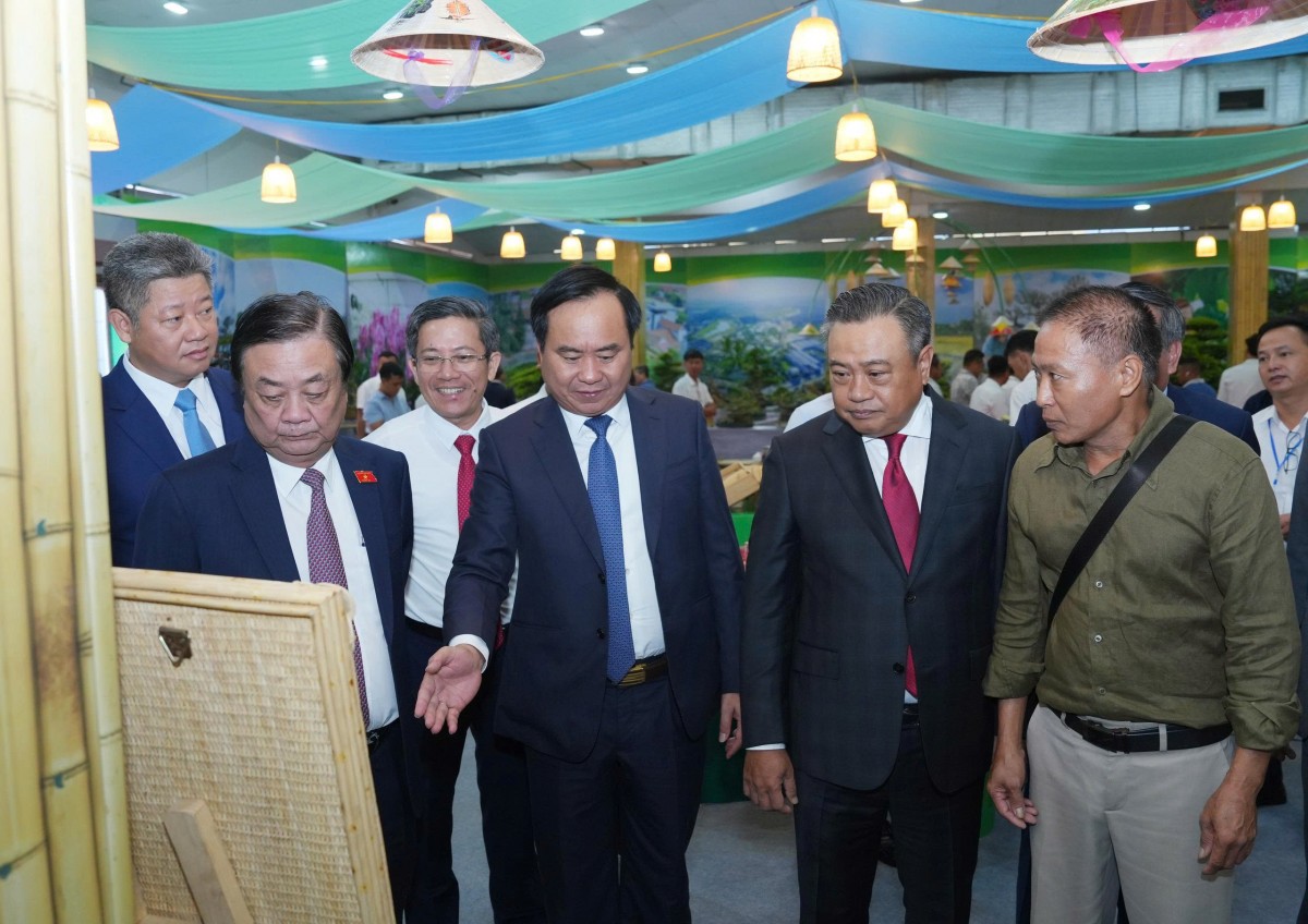 Hà Nội hoàn thành xây dựng nông thôn mới, đón nhận Huân chương Lao động hạng Nhất