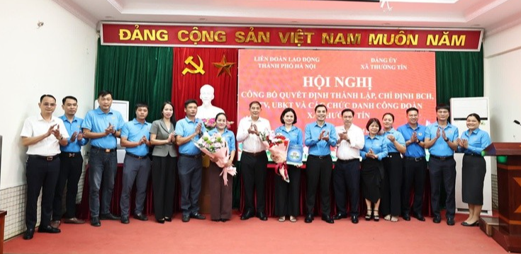 Công bố quyết định thành lập Công đoàn xã Thường Tín