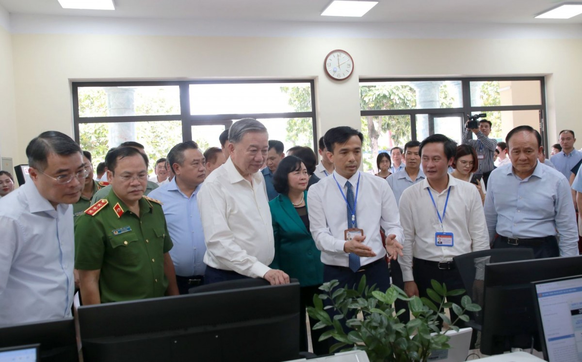 Kết luận số 195-KL/TW về kết quả hoạt động của bộ máy hệ thống chính trị và chính quyền địa phương 2 cấp Kết luận số 195-KL/TW về kết quả hoạt động của bộ máy hệ thống chính trị và chính quyền địa phương 2 cấp