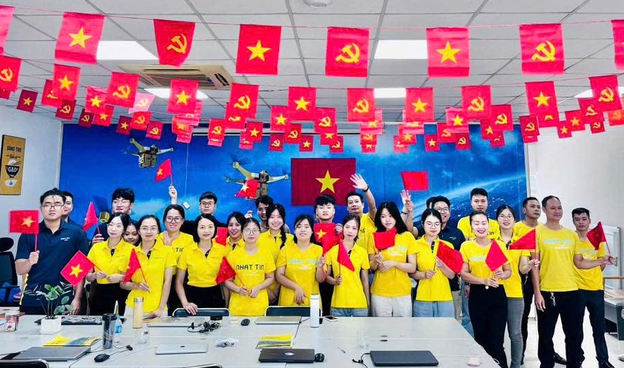 Công đoàn phối hợp tổ chức thi đua, khích lệ người lao động sáng kiến, sáng tạo