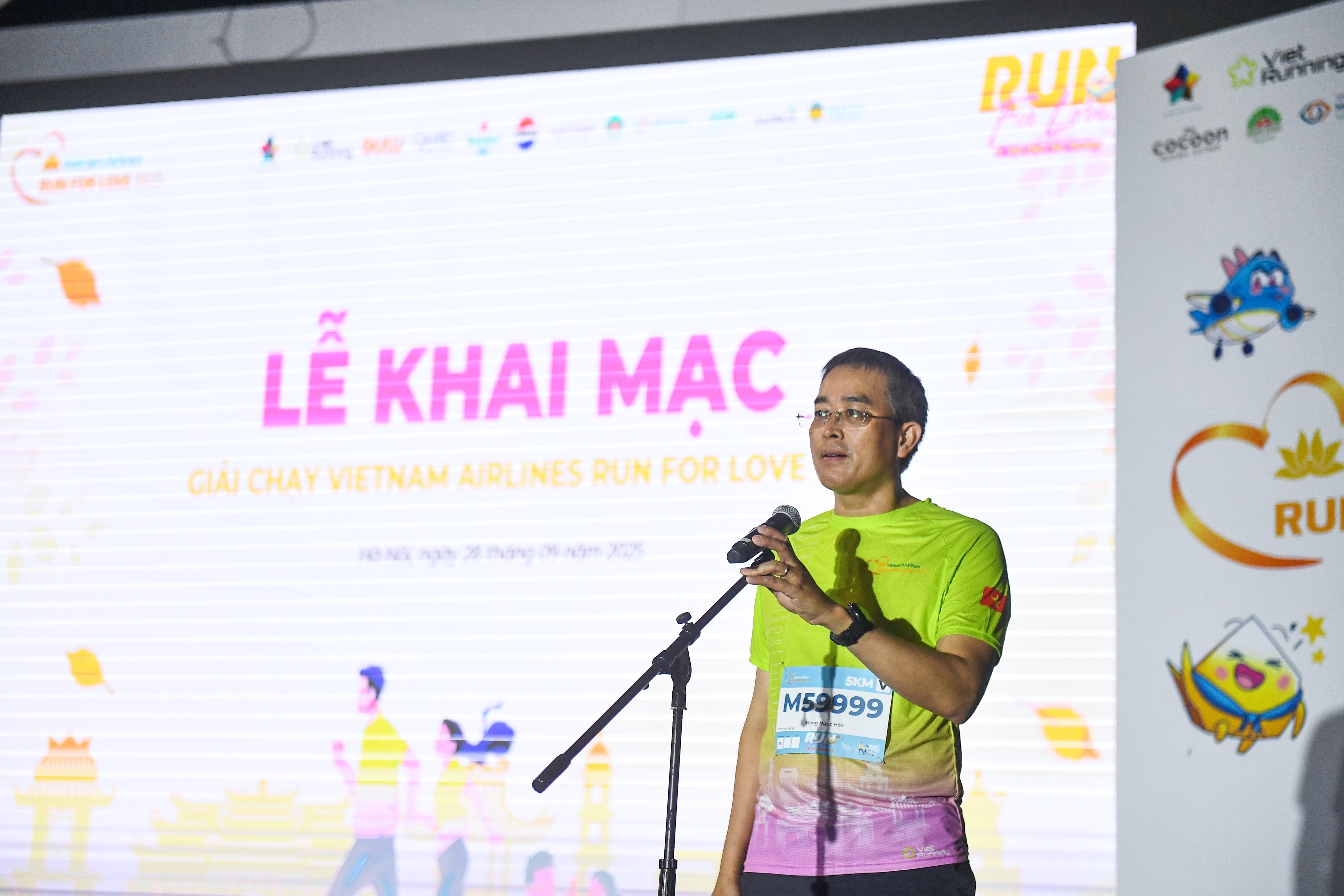 Giải chạy “Run For Love 2025” thành công rực rỡ, khởi động chuỗi chiến dịch “Chạm Thu Hà Nội”