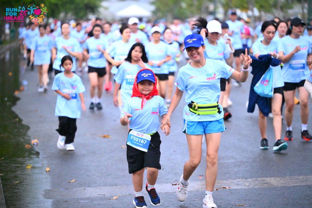 Quyên góp hơn 7 tỷ đồng từ giải “Chạy vì trái tim 2025” Quyên góp hơn 7 tỷ đồng từ giải “Chạy vì trái tim 2025”