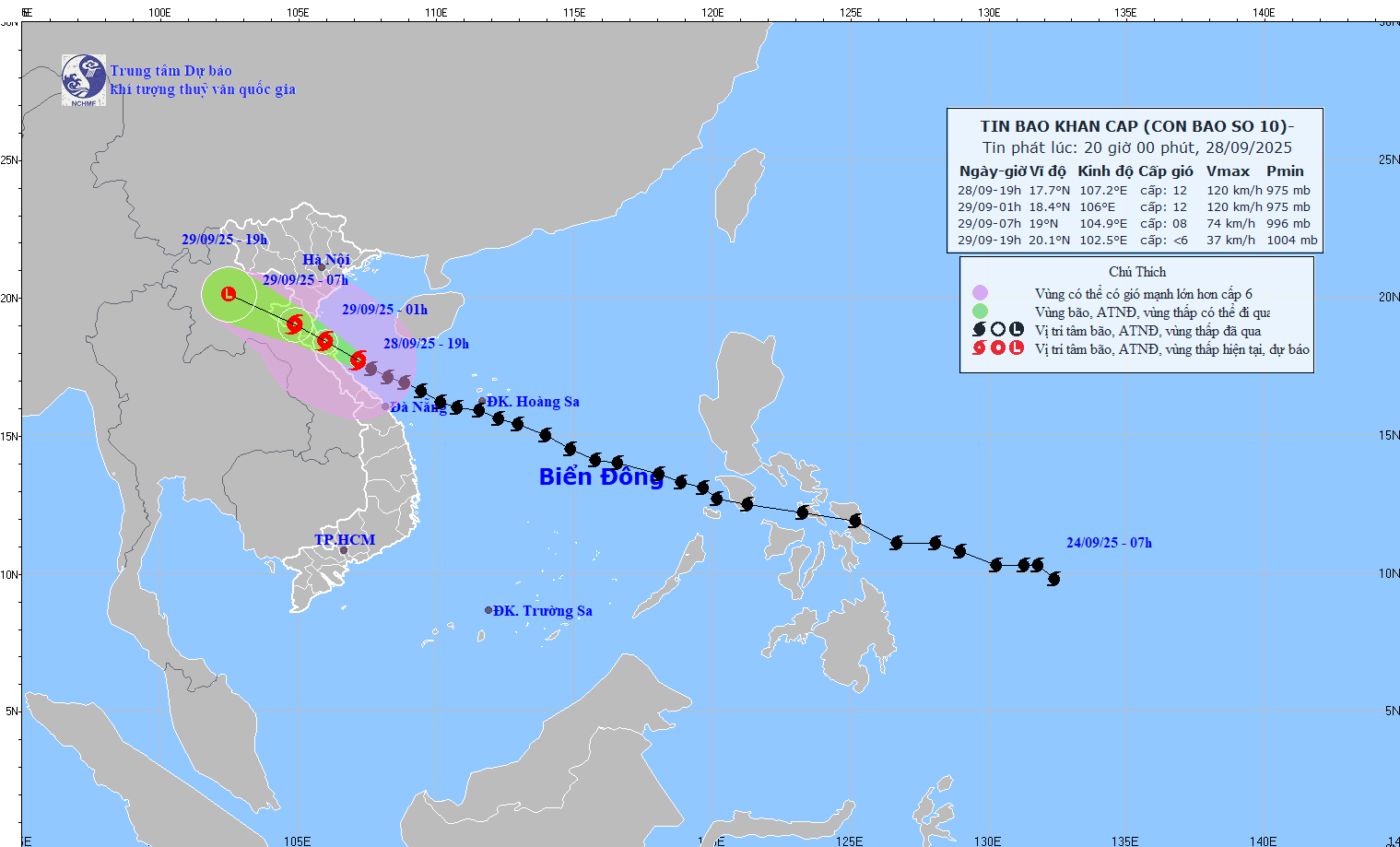 Tin bão mới nhất: Bão số 10 giật cấp 15 áp sát bờ biển Nghệ An - Quảng Trị